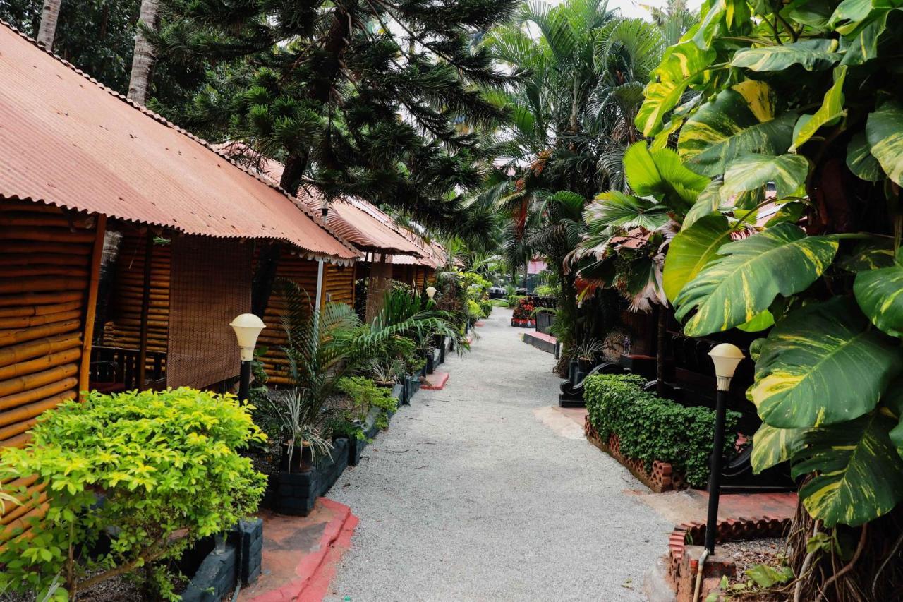 Kerala Bamboo House Hotel Varkala Eksteriør billede