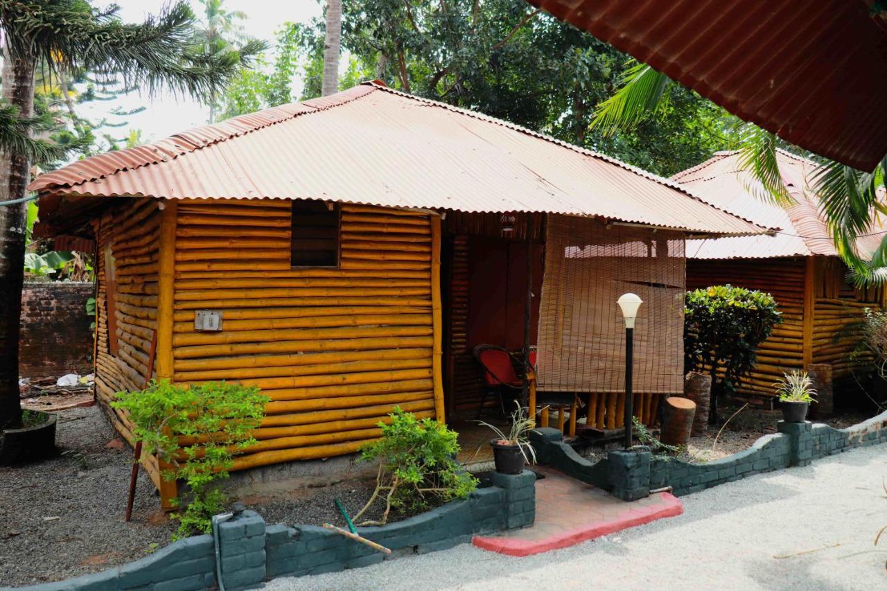 Kerala Bamboo House Hotel Varkala Eksteriør billede