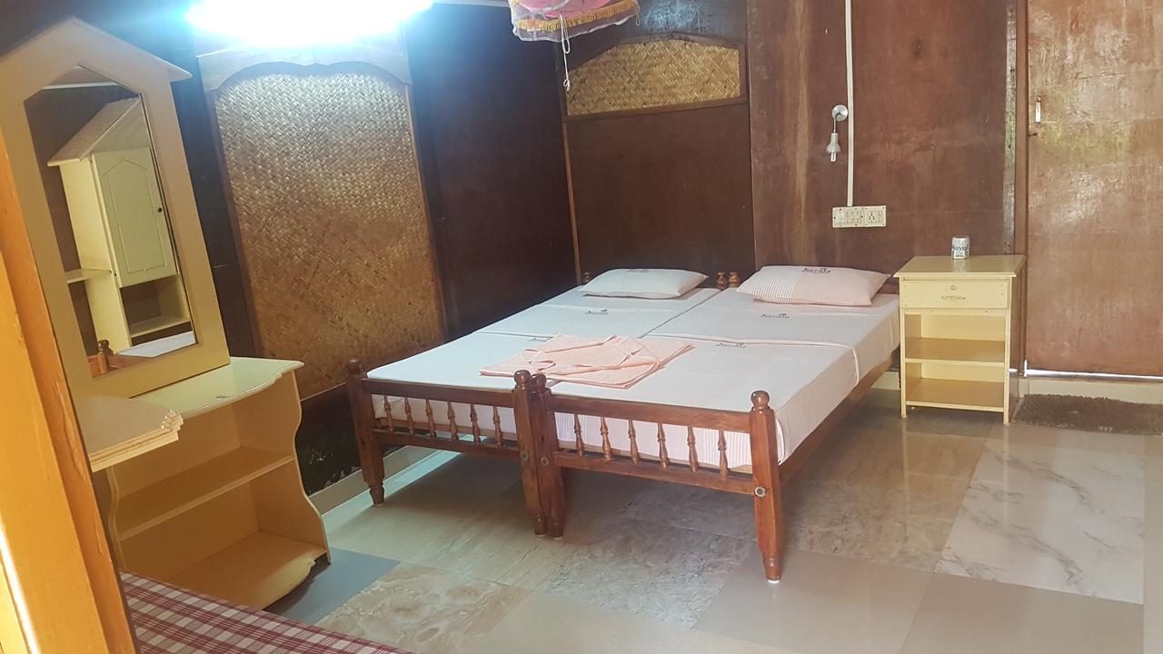 Kerala Bamboo House Hotel Varkala Eksteriør billede